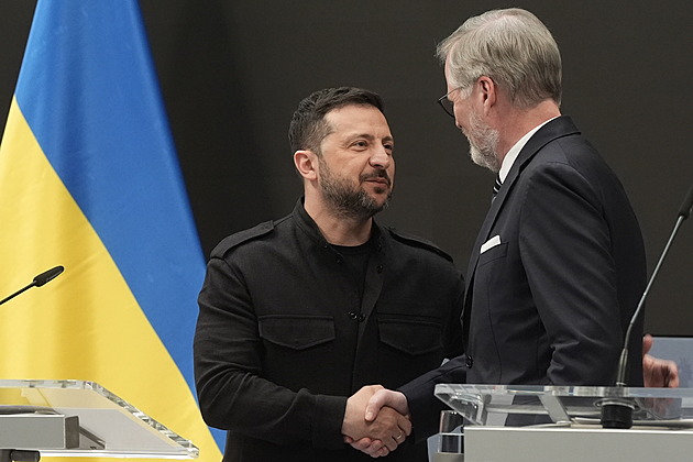 Zelenskyj řešil s Fialou příměří. Musíme podpořit kroky USA, řekl po telefonátu