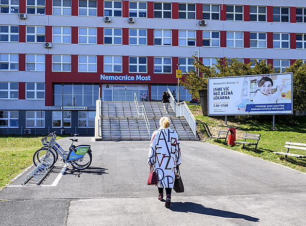 Policie vyšetřuje těhotenství čtrnáctileté dívky, otcem má být mladší chlapec
