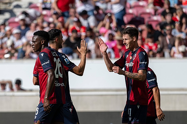 Vitík vstřelil v přípravě první gól za Boloňu, gratuloval mu i Immobile