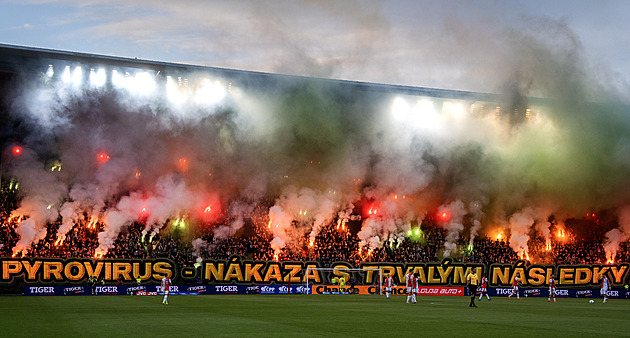 Přes 9 tisíc lidí na zápas. Liga se přiblížila diváckému rekordu, ten je z devadesátek