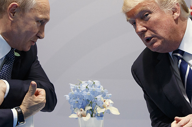 Řeknu Putinovi, že musí ukončit válku, tvrdí Trump. Aljašku vidí jako „oťukávací“