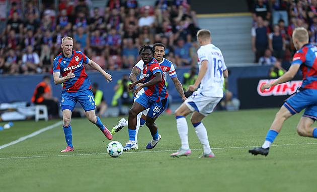 ONLINE: Plzeň - Rangers 0:0, domácí se pokouší o obrat, brzdí je chybná zakončení