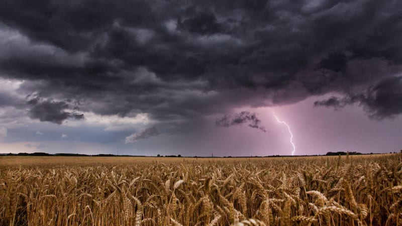 Sledujte RADAR: Česko má před sebou nejteplejší dny týdne. Kde čekat přeháňky a bouřky?