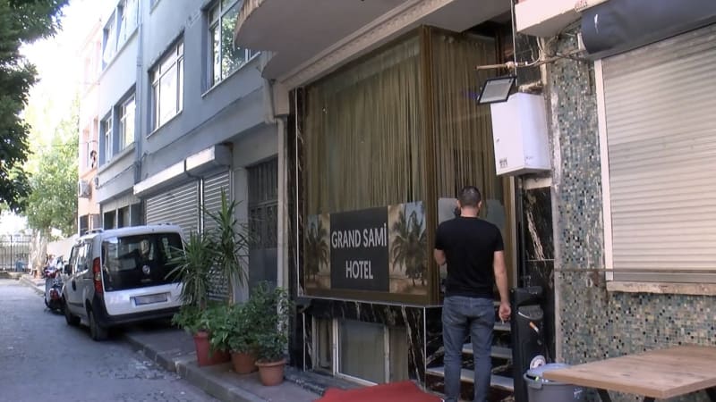 Záhadná smrt dvou bratrů v istanbulském hotelu: Nikdo neví, na co zemřeli. Otec dostal šok