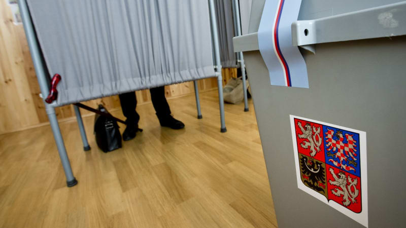 Česko pět týdnů před volbami: Exkluzivní průzkum ukázal, co lidé po politicích chtějí