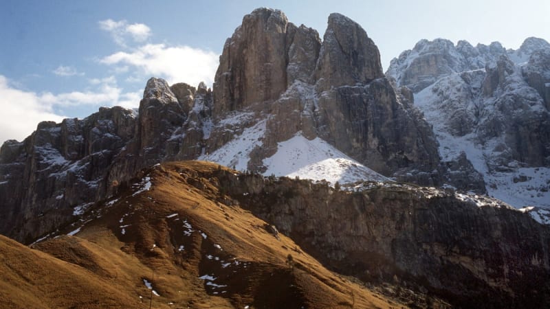 V italských Dolomitech zahynul český horolezec. Spadl z 80 metrů, pátrali po něm dva dny