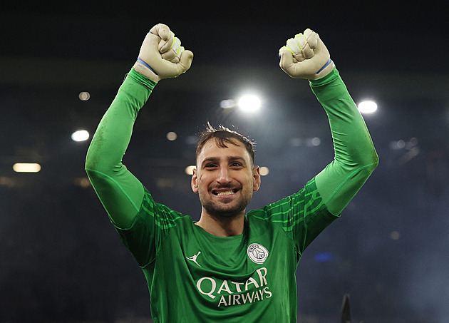 Přesuny gólmanských hvězd. Donnarumma je v City, Ederson odešel do Fenerbahce