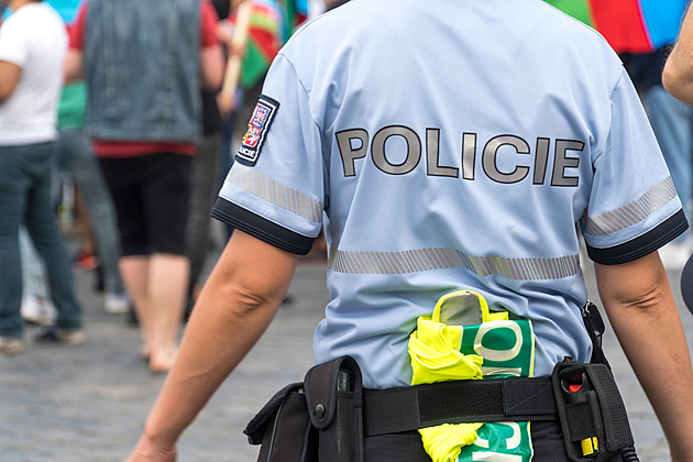 V Lounech hlásili střelbu. Mladík utrpěl zranění, policie hledá pachatele
