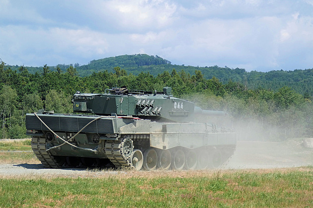 Vláda projednala nákup tanků Leopard 2A8 i regulovaný prodej kratomu