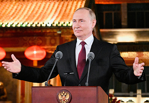 Ať přijede do Moskvy, zve opět Putin Zelenského. Připomněl ruskou přesilu