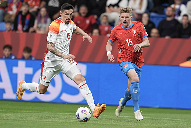 ONLINE: Černá Hora - Česko 0:1, po dvou minutách se nádherně trefuje Červ