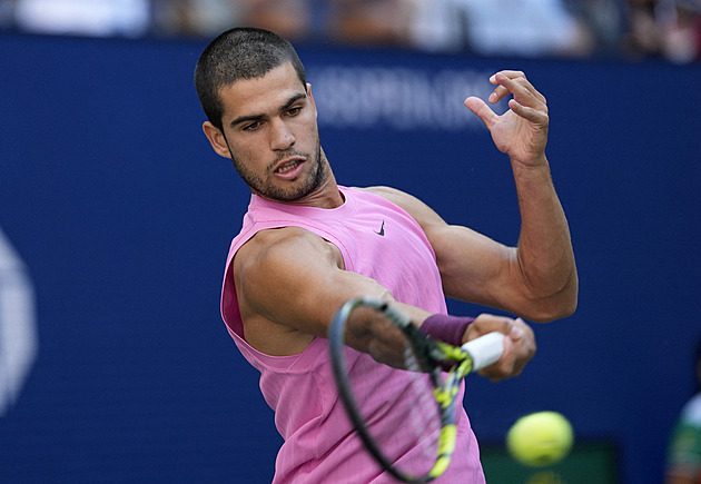 US Open ONLINE: Hvězdné semifinále, Alcaraz proti Djokovičovi získal první set