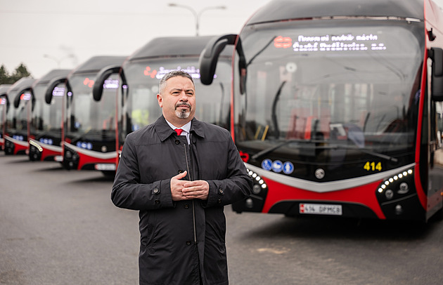 Snažíme se postavit budoucnost MHD na elektřině, ujišťuje ředitel dopravního podniku