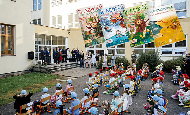 Učit nově, ale podle čeho? Změny ve školách brzdí nedostatek materiálů