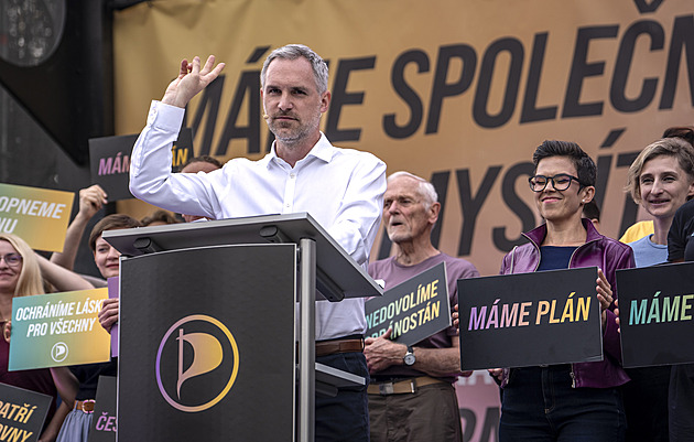 Masa nerozhodnutých. Až třetina voličů stále váhá, rozhodnou se hlavně podle emocí