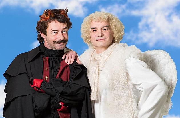 Spor o Anděla Páně. Scenáristka žaluje režiséra Stracha, soudci chybí zásadní důkaz