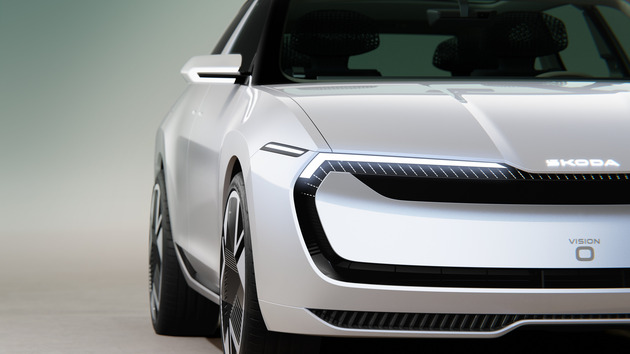 Škoda představuje elektrickou Octavii. Než dorazí, ještě to potrvá