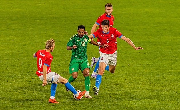 ONLINE: Česko - Saúdská Arábie 1:1, krásný gól z přímého kopu, trefuje se Hamdán