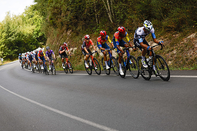 Vuelta ONLINE: Těžký úvod třetího týdne. Únik se rodil dlouho, balík jistí ztrátu