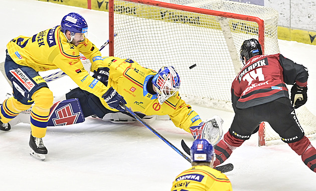 ONLINE: Nová extraligová sezona startuje v Budějovicích, domácí čelí Spartě