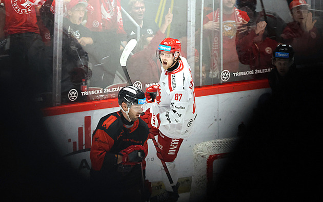 Jsem rád, že se bodově zapsala celá naše lajna, pochvaluje si Michal Kovařčík