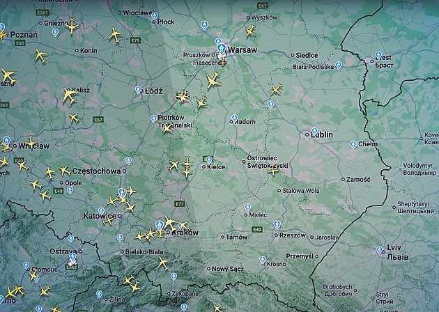 Polsko omezilo leteckou dopravu na východě země, zasedne Rada bezpečnosti