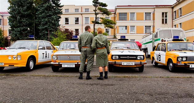 Demolice kasáren vyhnala tradiční Retroměstečko na okraj Pardubic