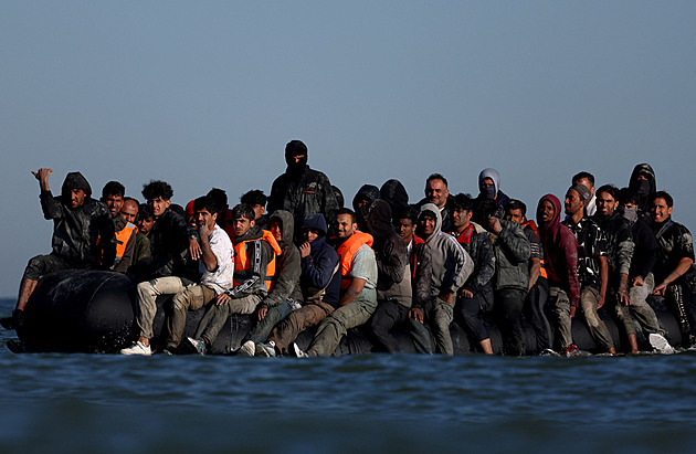 Už se nám škodolibě smějí i Němci, všímají si Britové úpící kvůli migraci. Brexit selhal