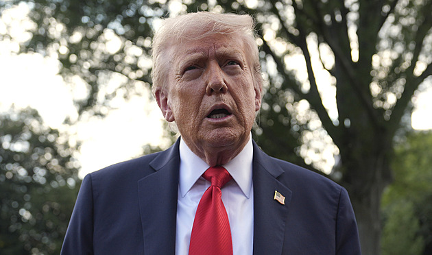 Mohl to být omyl, řekl Trump k průniku ruských dronů na polské území