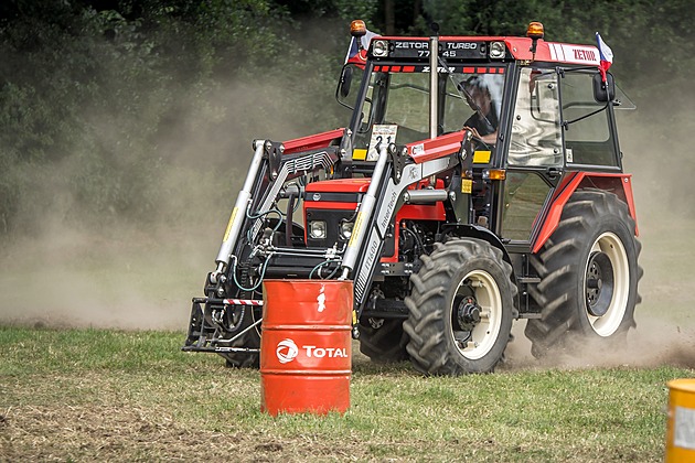 Co s načatým víkendem? Vyrazte za traktory, uvidíte i spanilou jízdu