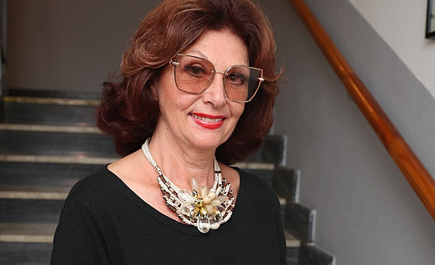 Osud míchá karty, ale my hrajeme, říká Saskia Burešová