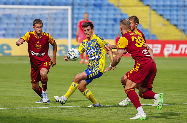 ONLINE: Zlín - Dukla 1:1, z penalty srovnává domácí Černín