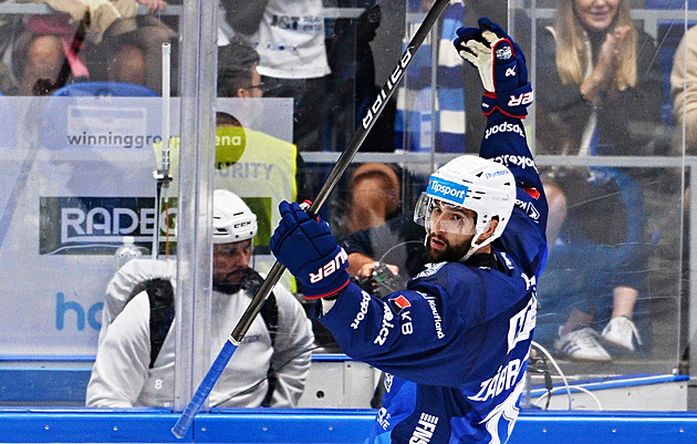 ONLINE: Kometa zvýšila vedení se Spartou. Pardubice rychle srovnaly, Plzeň ztrácí