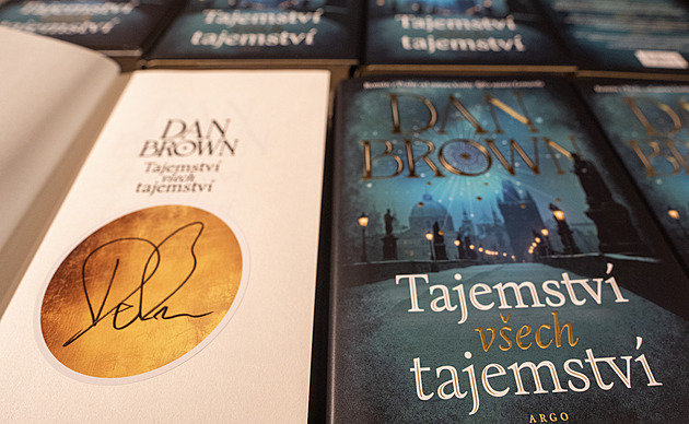 RECENZE: Golem kráčí pod Folimankou a Dan Brown ukazuje, že kniha má stále svou moc