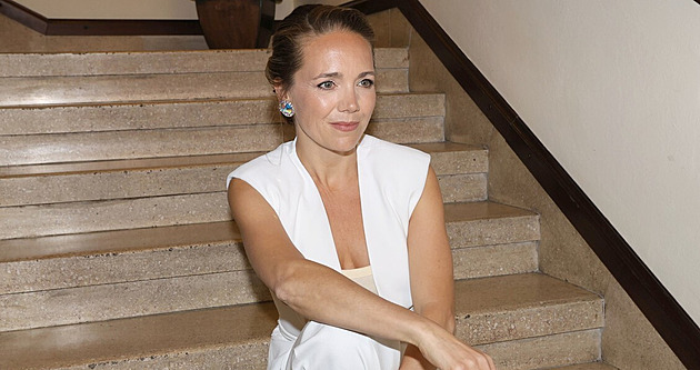 Jak Lucie Vondráčková přišla o dceru. Nechali mi ji celou noc, vzpomíná zpěvačka