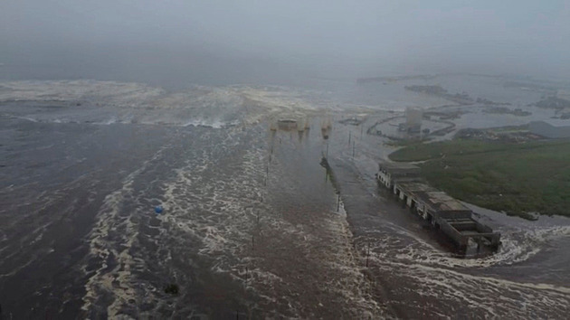 Pobřeží Kamčatky znovu zasáhlo silné zemětřesení. Hrozí další tsunami