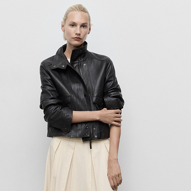 Se sukněmi se na podzim loučit nemusíte. Prodlužte délku, ztlumte barvy