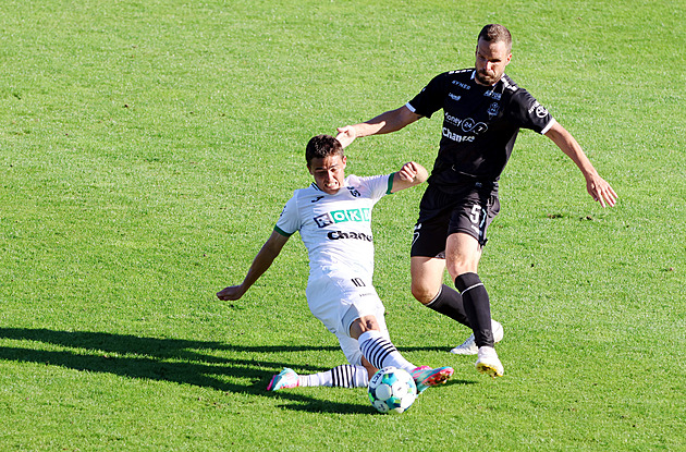 Díky dlouhému autu do čela tabulky. Styl mě naučili v Dánsku, říká jablonecký Novák