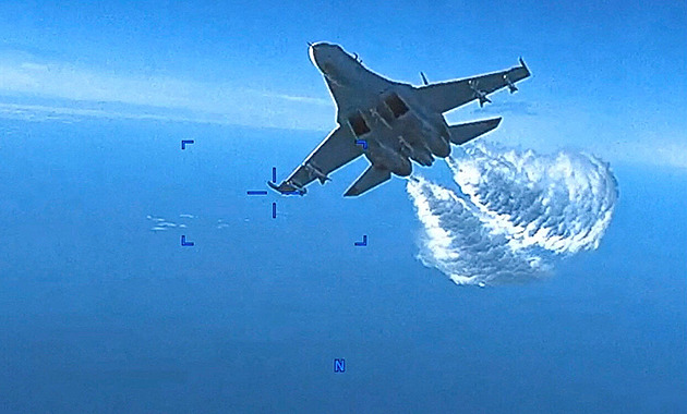 Moskva plánuje před Vánocemi omezený útok na Polsko, tvrdí ruský zběh