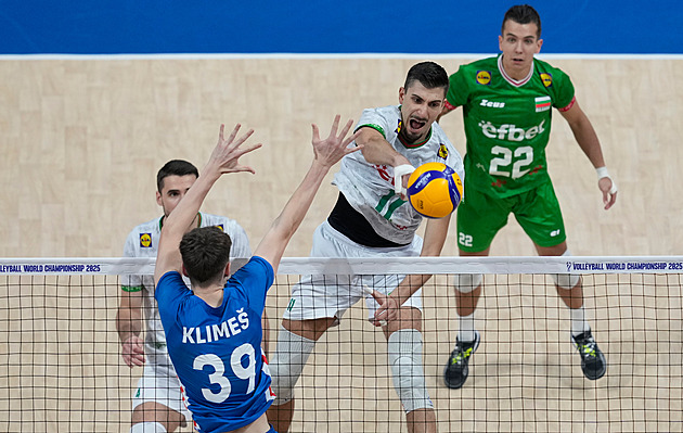 Volejbal ONLINE: Češi hrají semifinále, první set proti Bulharům ztrácejí