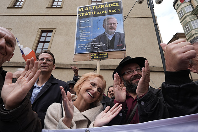 Politik SPD varoval u Hradu prezidenta Pavla před zasahováním do složení vlády