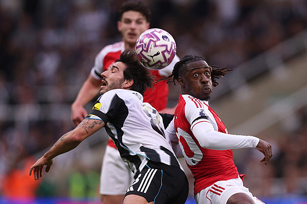 ONLINE: Arsena otáčí zápas s Newcastlem, Aston Villa se dočkala první výhry v sezoně