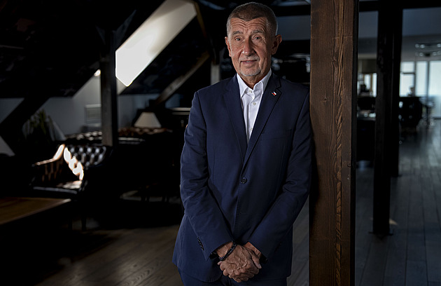 Další průzkum, jiné výsledky. SPOLU má jen 18 %, Motoristé i Stačilo! ve Sněmovně