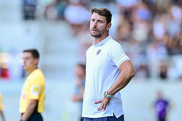 Zlepšení nepřišlo, Stříhavka končí. Fotbalové Pardubice mění trenéra