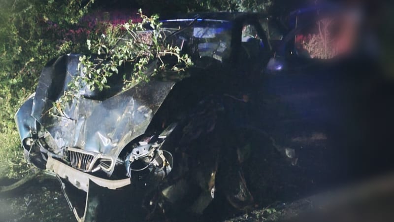 Smrtelná nehoda u Janic: Zemřel kojenec a 22letá žena. Další čtyři děti utrpěly zranění