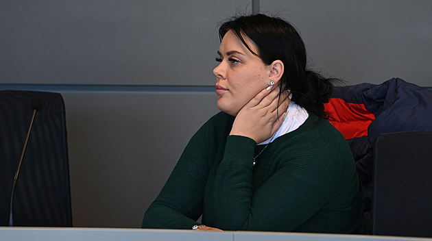 Investujte do fondů, pomozte mi s léčbou. Podvodnice z lidí vylákala 12 milionů