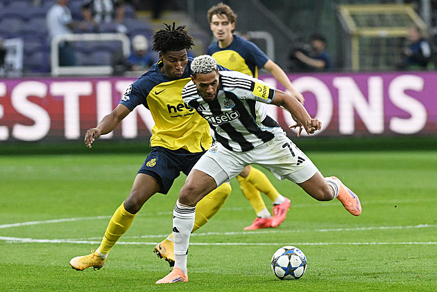 ONLINE: Barcelona hostí PSG, Kovář chytá proti Leverkusenu. V akci i Arsenal a City