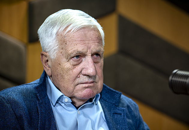 Tragédie a naprostý děs, hodnotí Klaus vládu. Do Fialy se obul kvůli Ukrajině