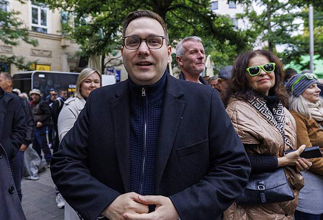 Metropole jako výjimka: SPOLU jasně v čele, ANO těsně vede jen v Praze 11