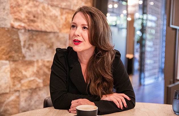 „Měla jsem smazat všechno.“ Sedláčková hájí Turkovy facebookové příspěvky